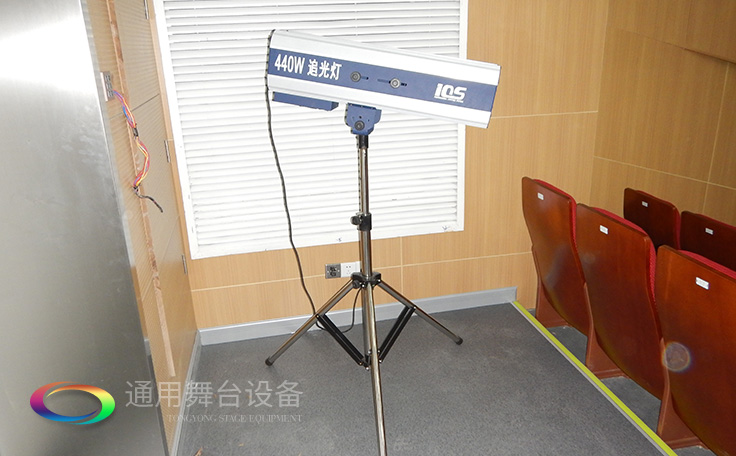 通用舞臺幕布優(yōu)勢！奉行以