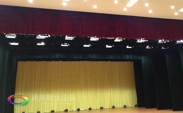進(jìn)口高密雅麗絨B1級防火阻燃舞臺底幕 尺寸、顏色接受定制