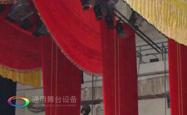 提升舞臺美感設計、增強舞臺透視！寬幅平紋細布橫側阻燃幕布