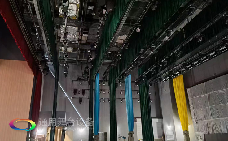 加厚金絲絨、天鵝絨定制舞臺阻燃 經(jīng)久耐用 多色可選 款式齊全 精工細(xì)作