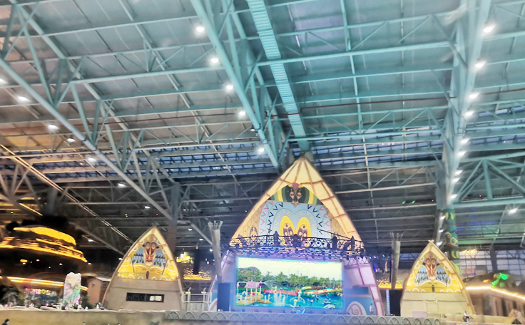 通用舞臺廣州某水世界項目，涉及舞臺燈光、音響及吊桿系統(tǒng)全面竣工，打造沉浸式演藝新標(biāo)桿