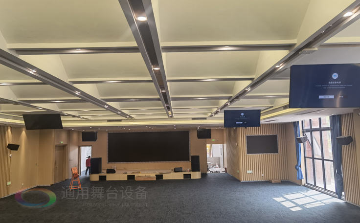 科技賦能，匠心筑造 通用舞臺承建南京某學院報告廳即將圓滿交付，打造現(xiàn)代化多功能學術殿堂