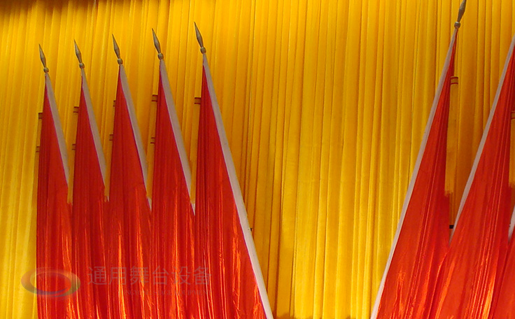 舞臺(tái)阻燃幕布技術(shù)升級(jí)，安全與創(chuàng)新并重